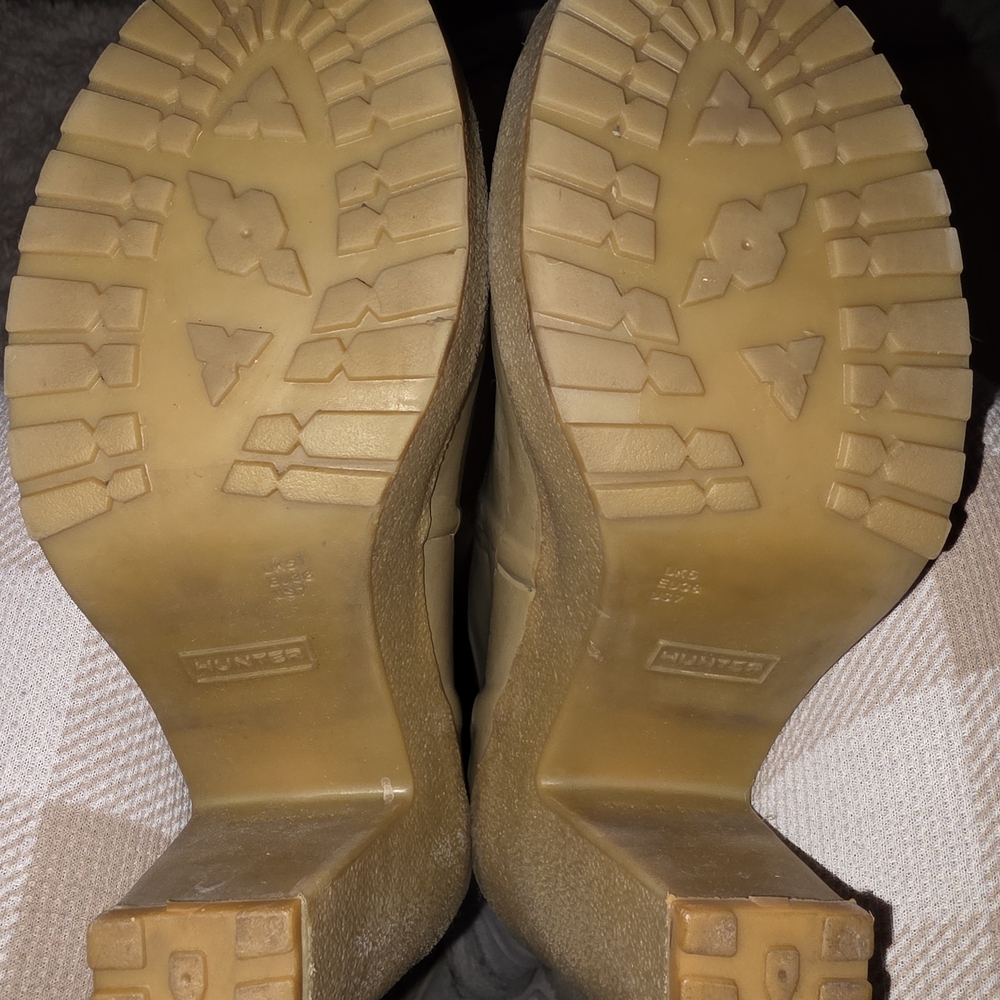 NWT Hunter Women's Beige TALL heel Rain Boots Sz 7 - Picture 9 of 13